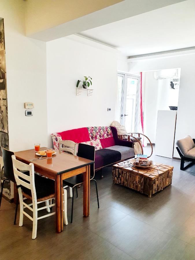 Top Center Apartment Next To Vitosha Boulevard Sofia Bagian luar foto